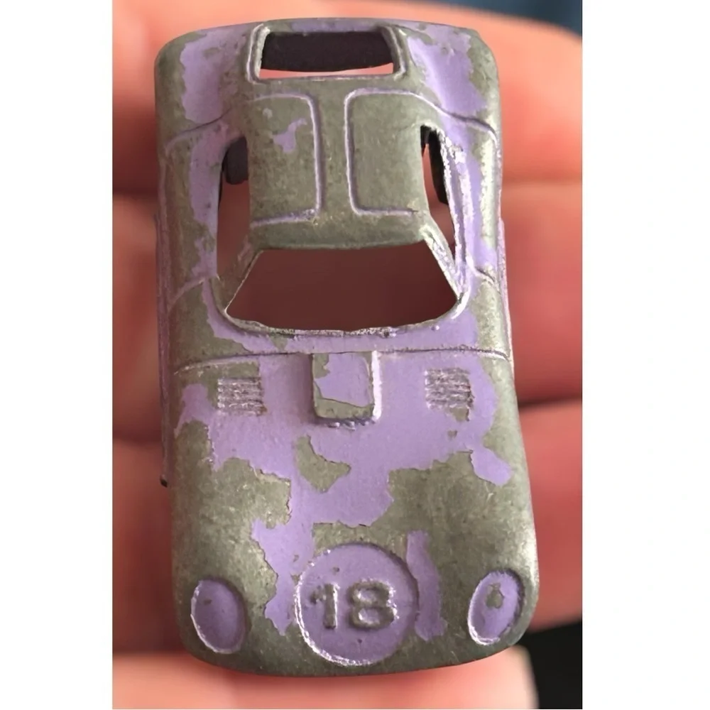 Vintage Tootsietoy CHEETAH Purple Color #18 Diecast Metal Tootsie Toy Race Car